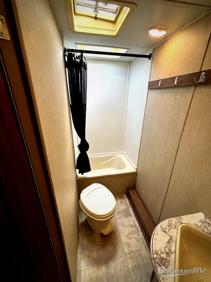 2019 Gulf Stream Ameri-Lite Ultra Lite 281BH Photo 13