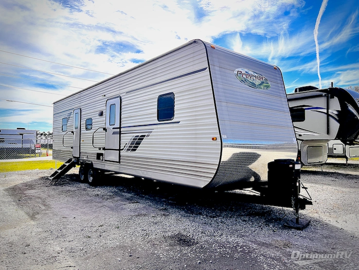 2025 HL Enterprise Hy-Line 38 Premier RV Photo 1