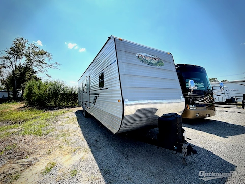 Used 2025 HL Enterprise Hy-Line 38 Premier Featured Photo