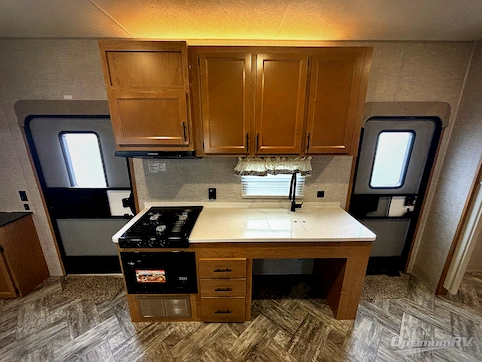 2025 HL Enterprise Hy-Line HY38 RV Photo 4