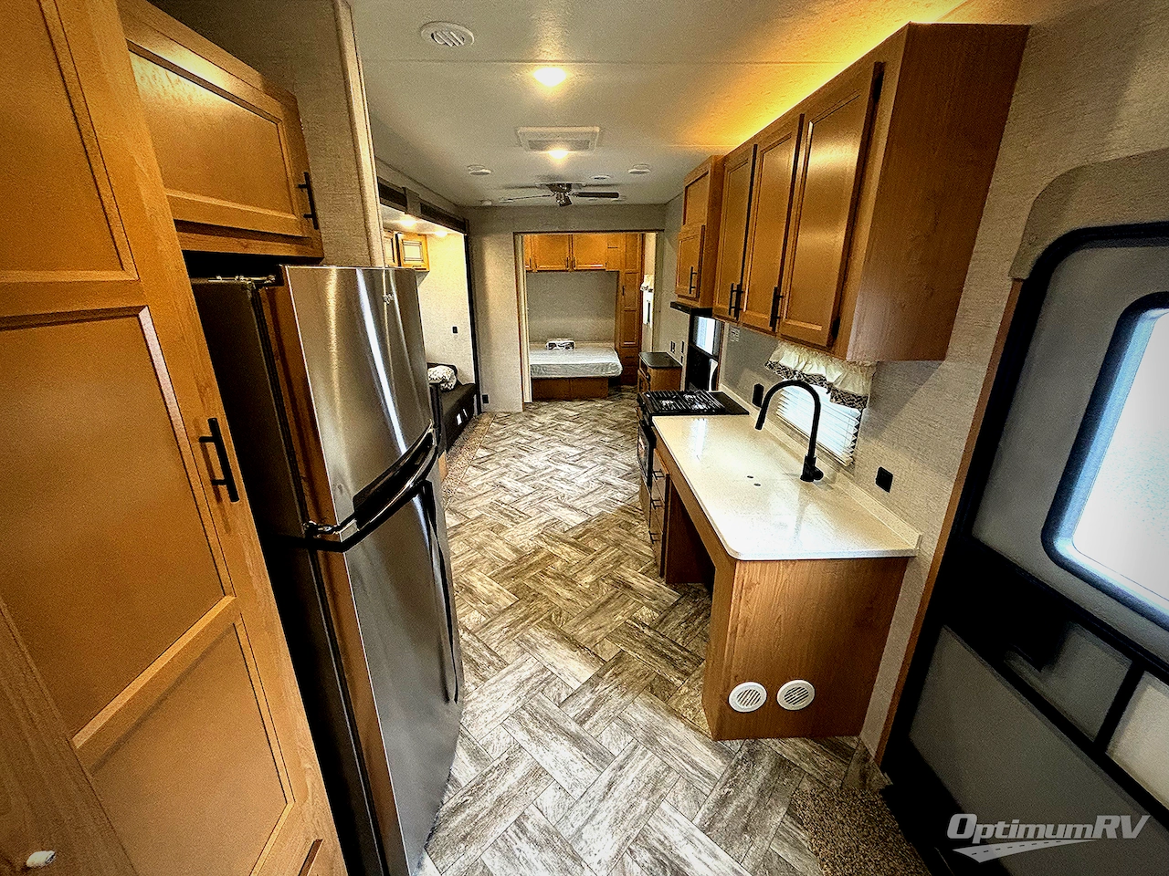 2025 HL Enterprise Hy-Line HY38 Photo 4