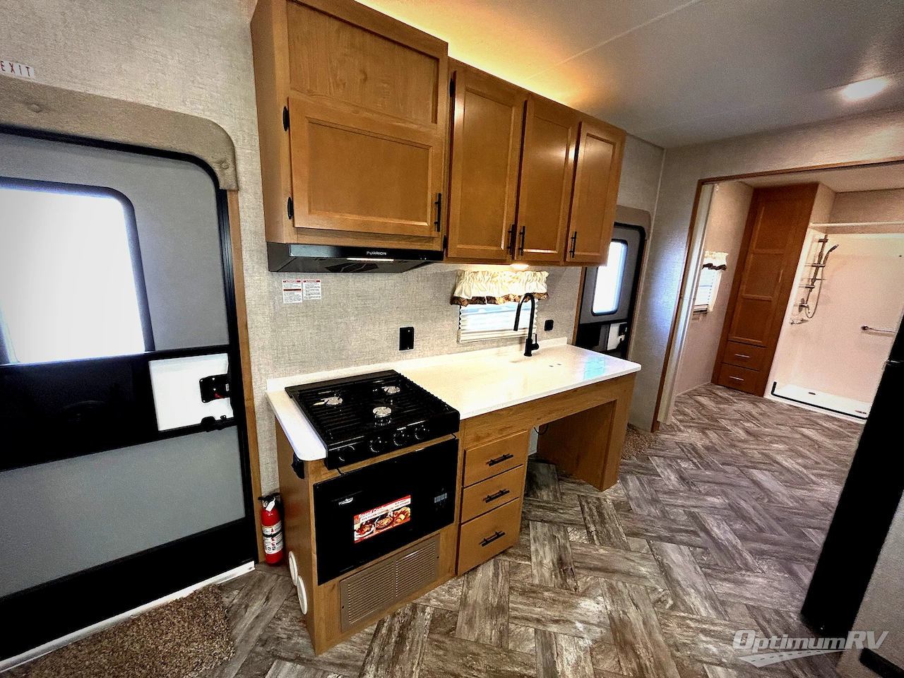 2025 HL Enterprise Hy-Line HY38 Photo 10