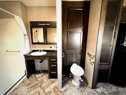 2025 HL Enterprise Hy-Line 38 Premier RV Floorplan Photo