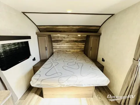 2022 Gulf Stream Ameri-Lite Ultra Lite 248BH RV Photo 2