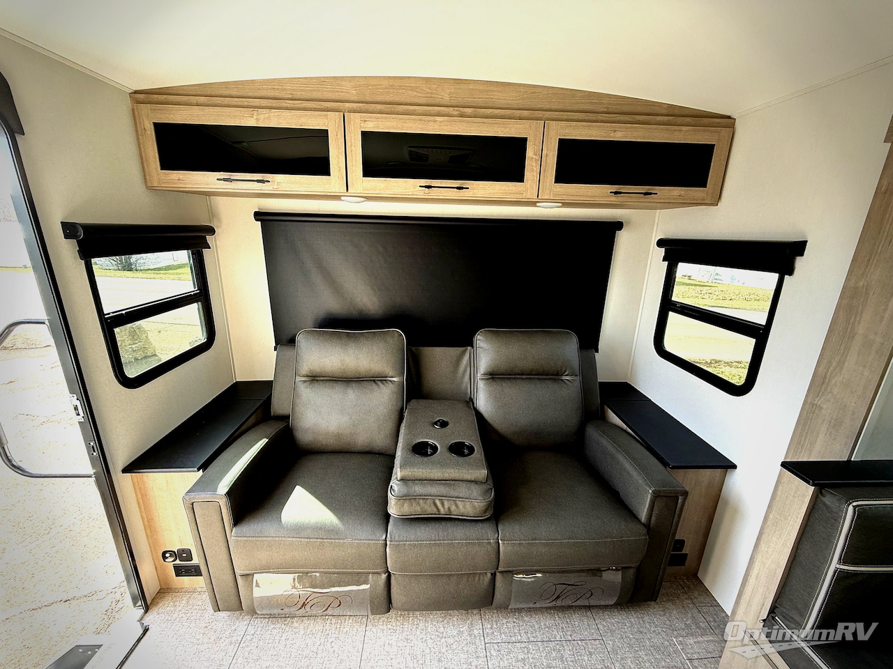 2025 Grand Design Imagine 2500RL Photo 6