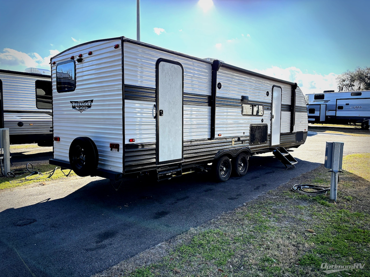 2022 Forest River Wildwood X-Lite 263BHXL Photo 2