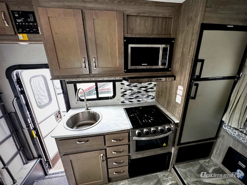2024 Gulf Stream Conquest Class C 6238 RV Photo 4