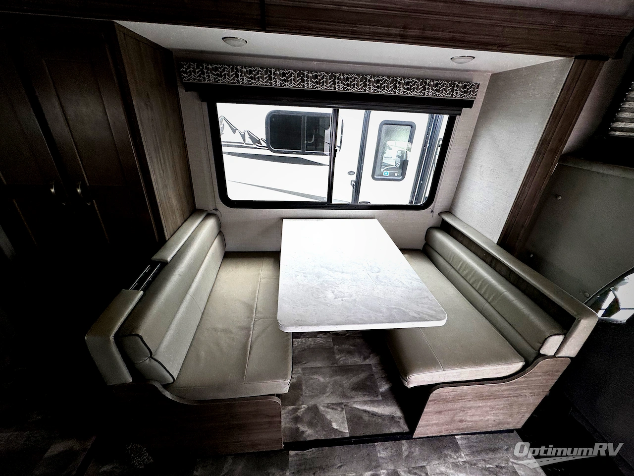 2024 Gulf Stream Conquest Class C 6238 Photo 8