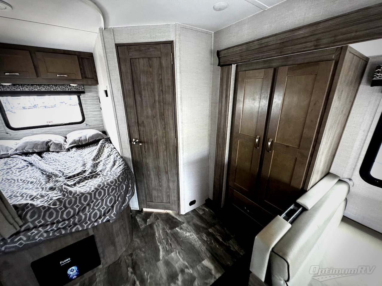 2024 Gulf Stream Conquest Class C 6238 Photo 9