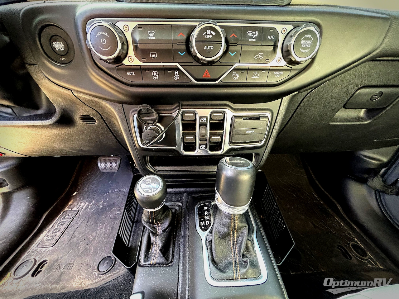 2023 Jeep Jeep Gladiator Photo 12