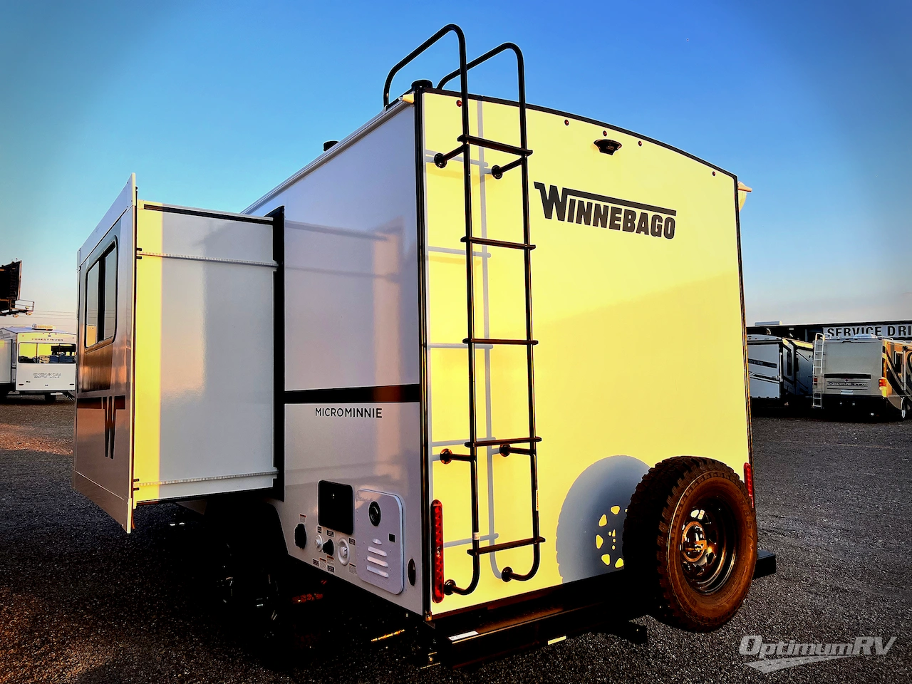 2026 Winnebago Micro Minnie 2108DS Photo 3