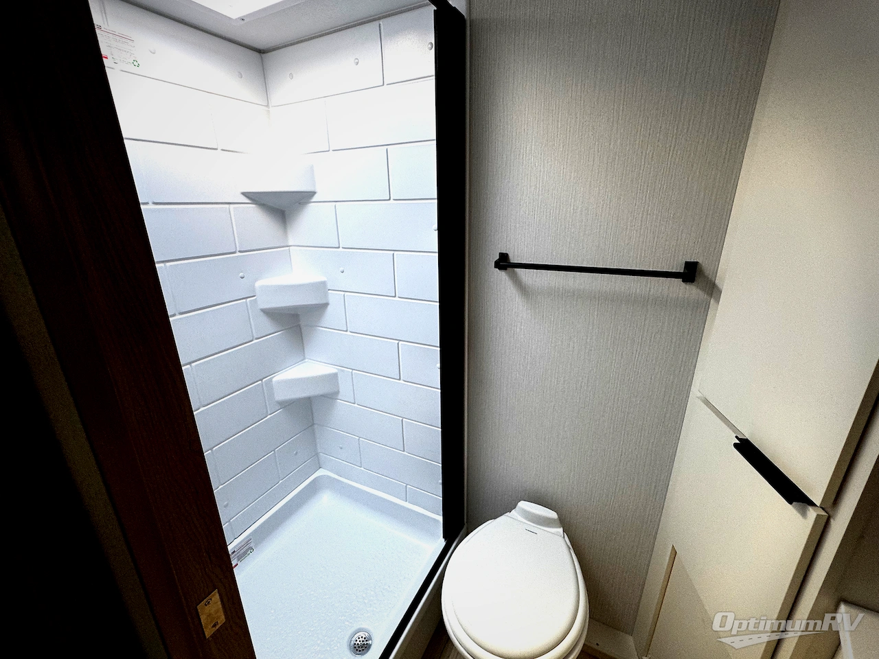 2026 Winnebago Micro Minnie 2108FBS Photo 6