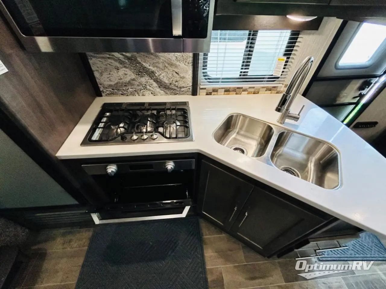 2019 CrossRoads Cruiser Aire CR24RL Photo 7