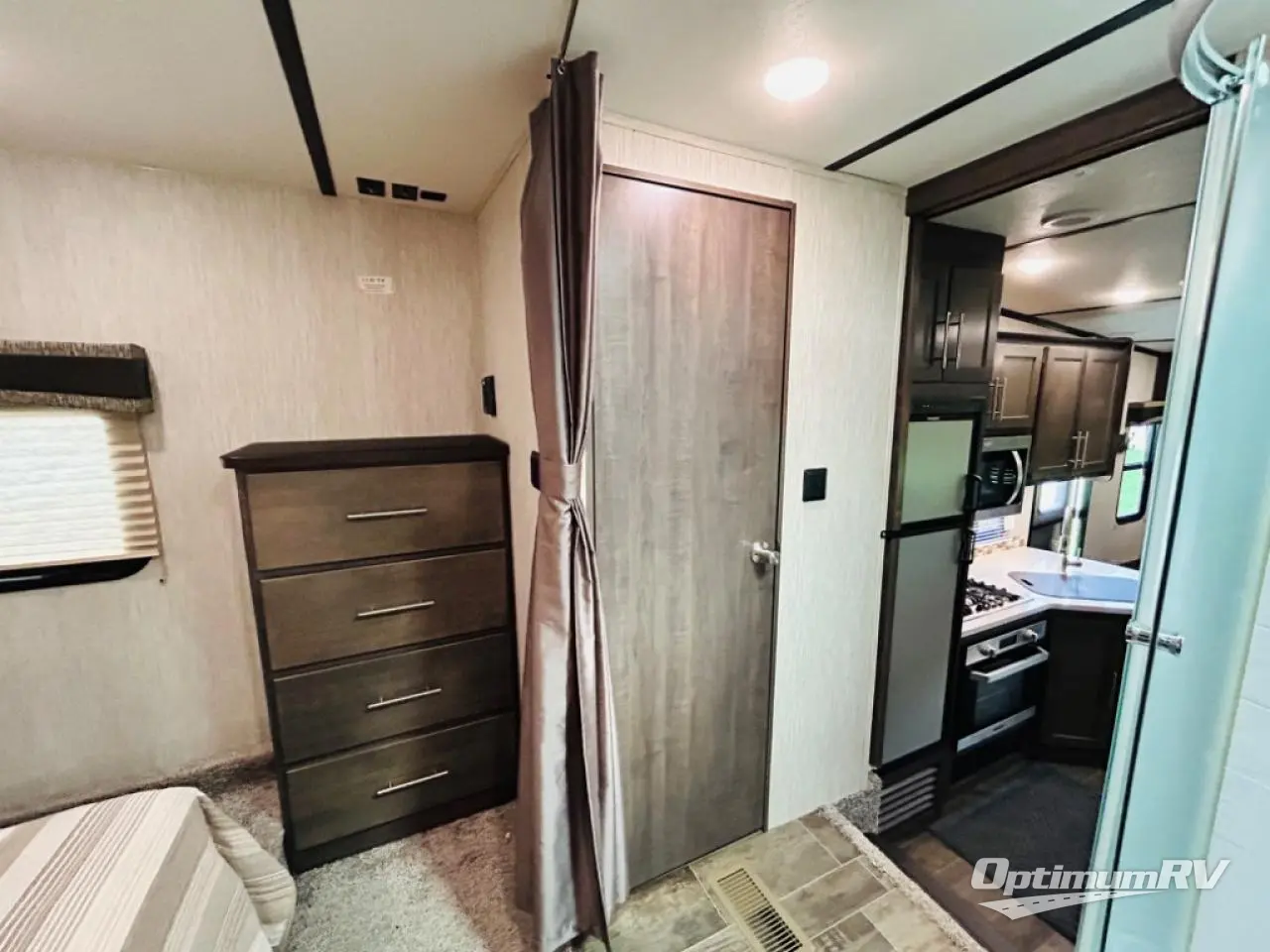 2019 CrossRoads Cruiser Aire CR24RL Photo 16
