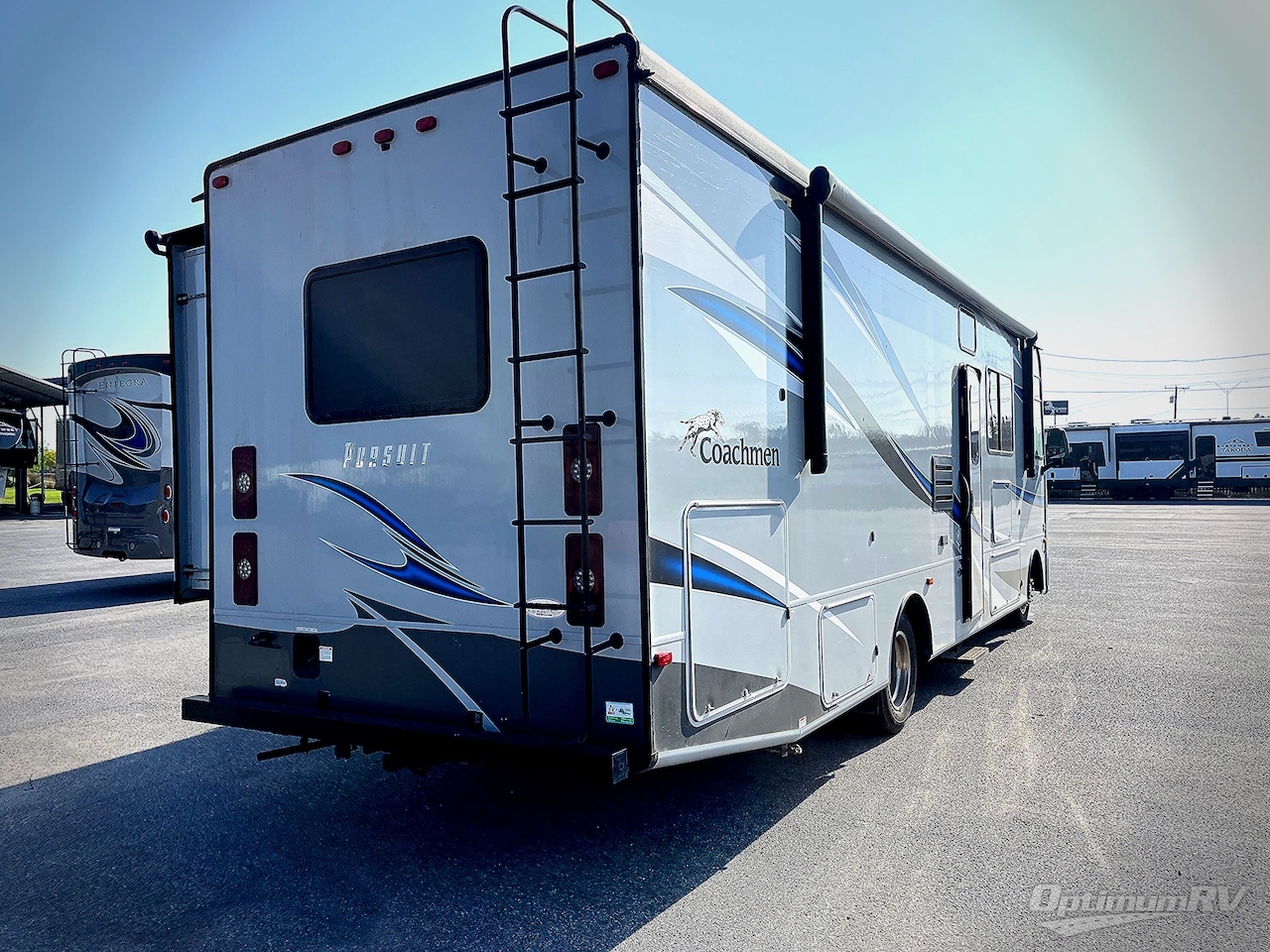 2021 Coachmen Pursuit 31BH Photo 2