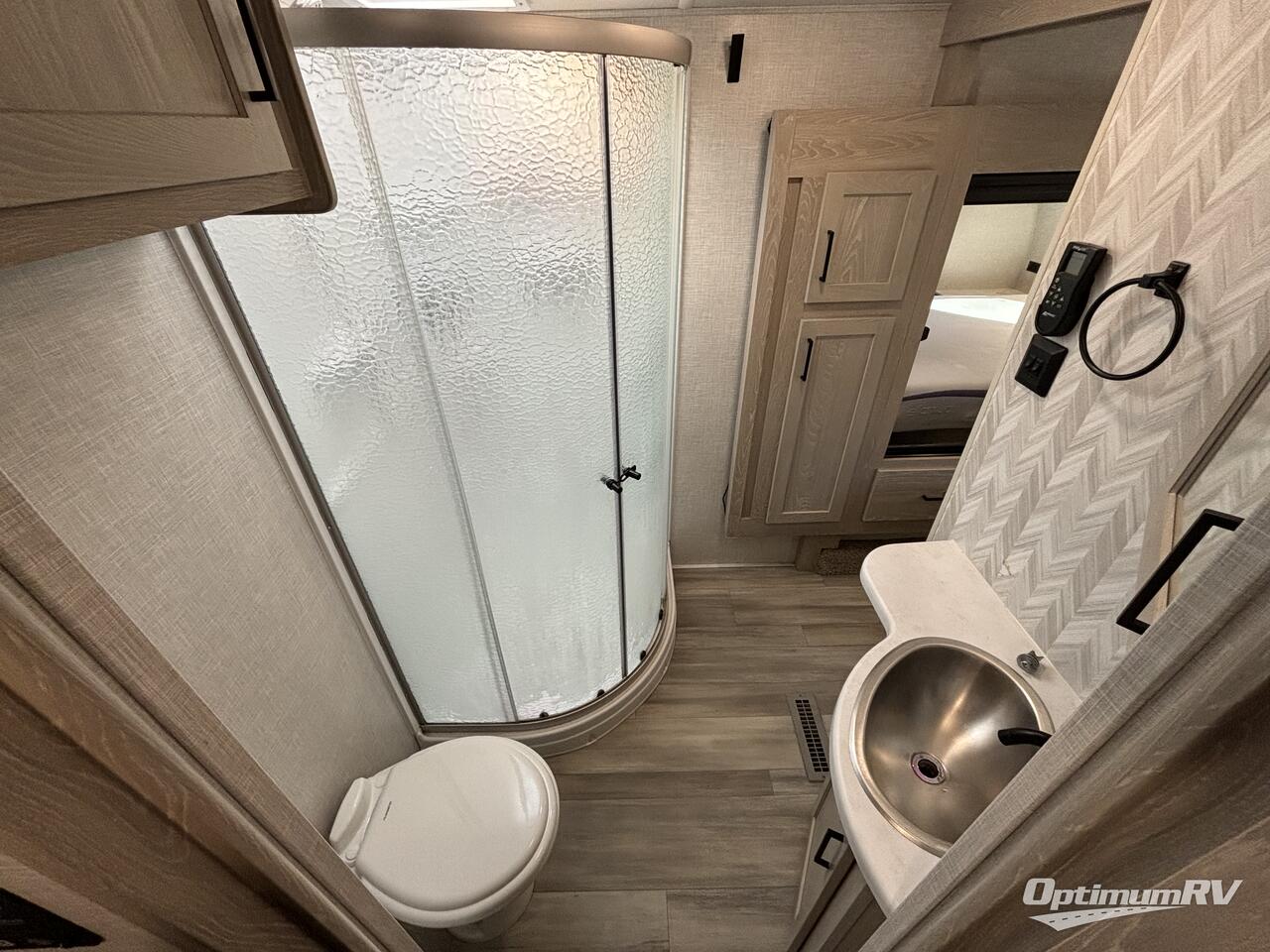 2022 Forest River Rockwood Ultra Lite 2622RK Photo 9
