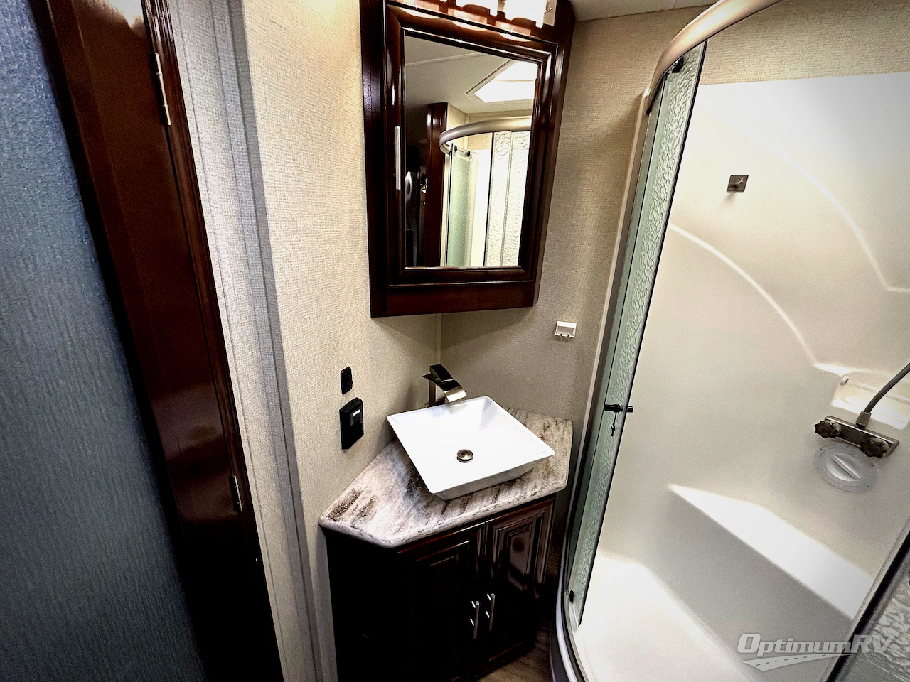 2019 Forest River Georgetown XL 378TS Photo 18