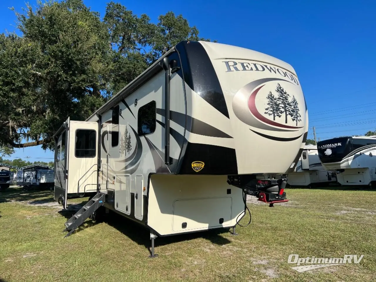 2019 Redwood Redwood 3401RL Photo 1