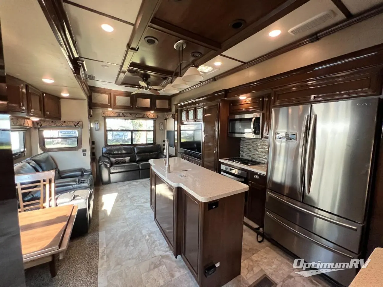 2019 Redwood Redwood 3401RL Photo 4