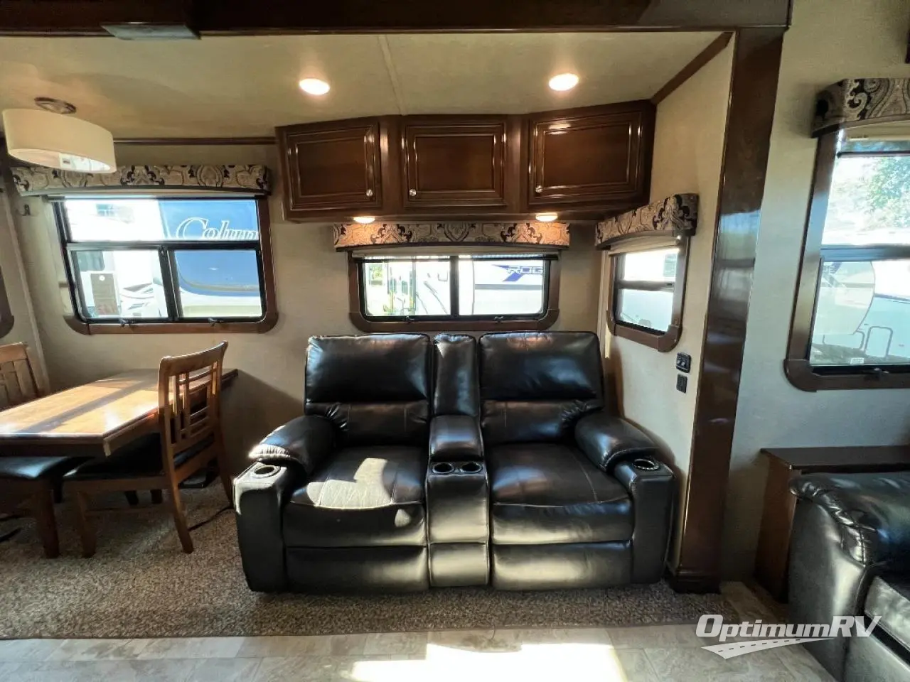 2019 Redwood Redwood 3401RL Photo 10