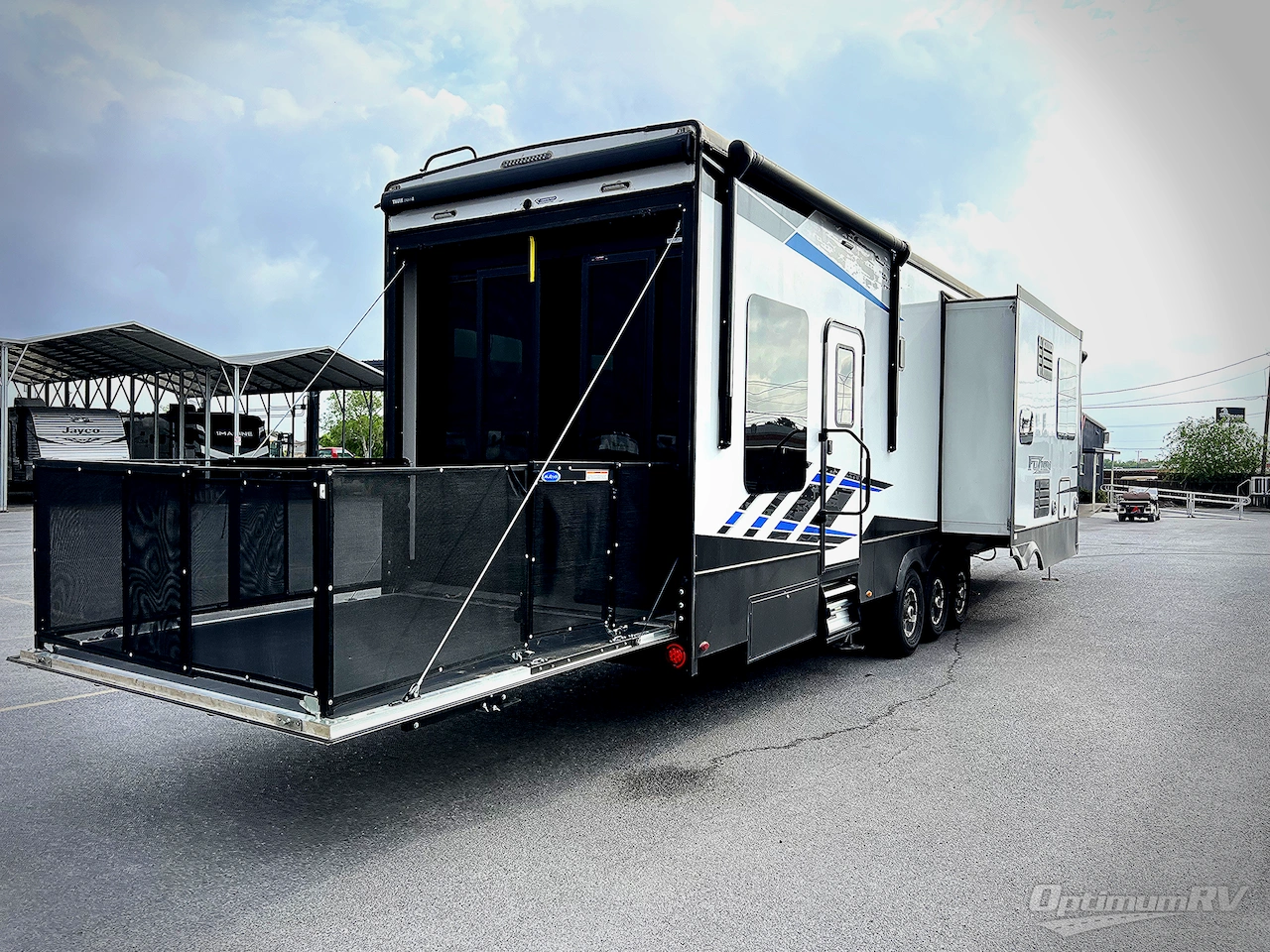 2023 Keystone Fuzion 430 Photo 3