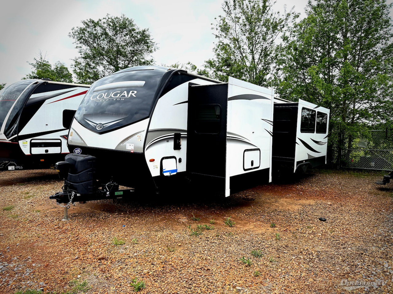 2020 Keystone Cougar Half-Ton 30RKD Photo 2