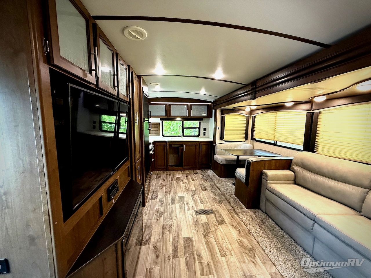 2020 Keystone Cougar Half-Ton 30RKD Photo 4