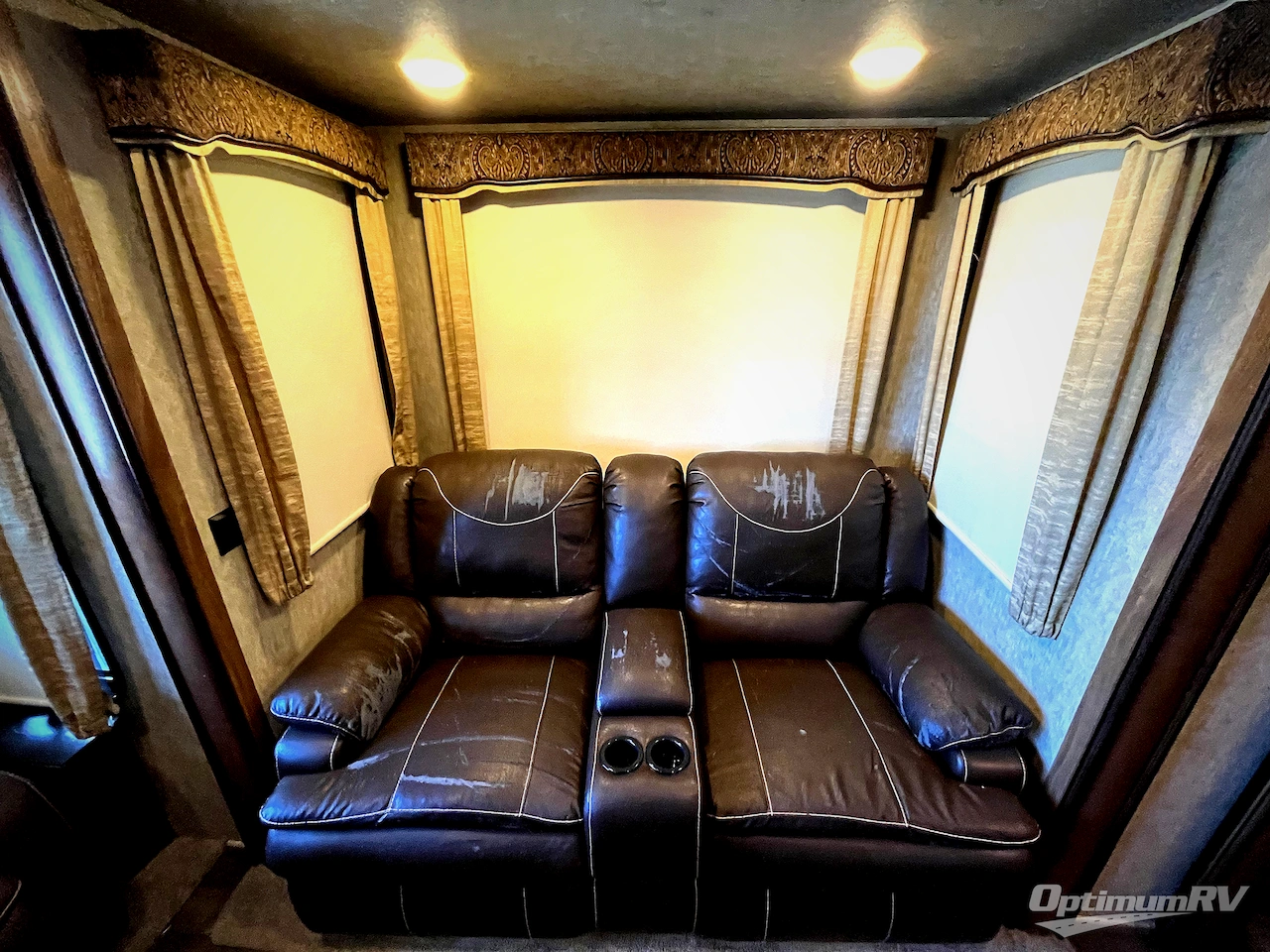 2017 Keystone Montana 3661RL Photo 23