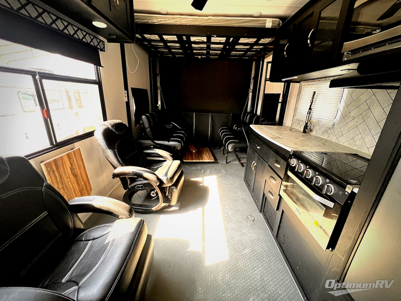2022 Coachmen Adrenaline 27KB Photo 4