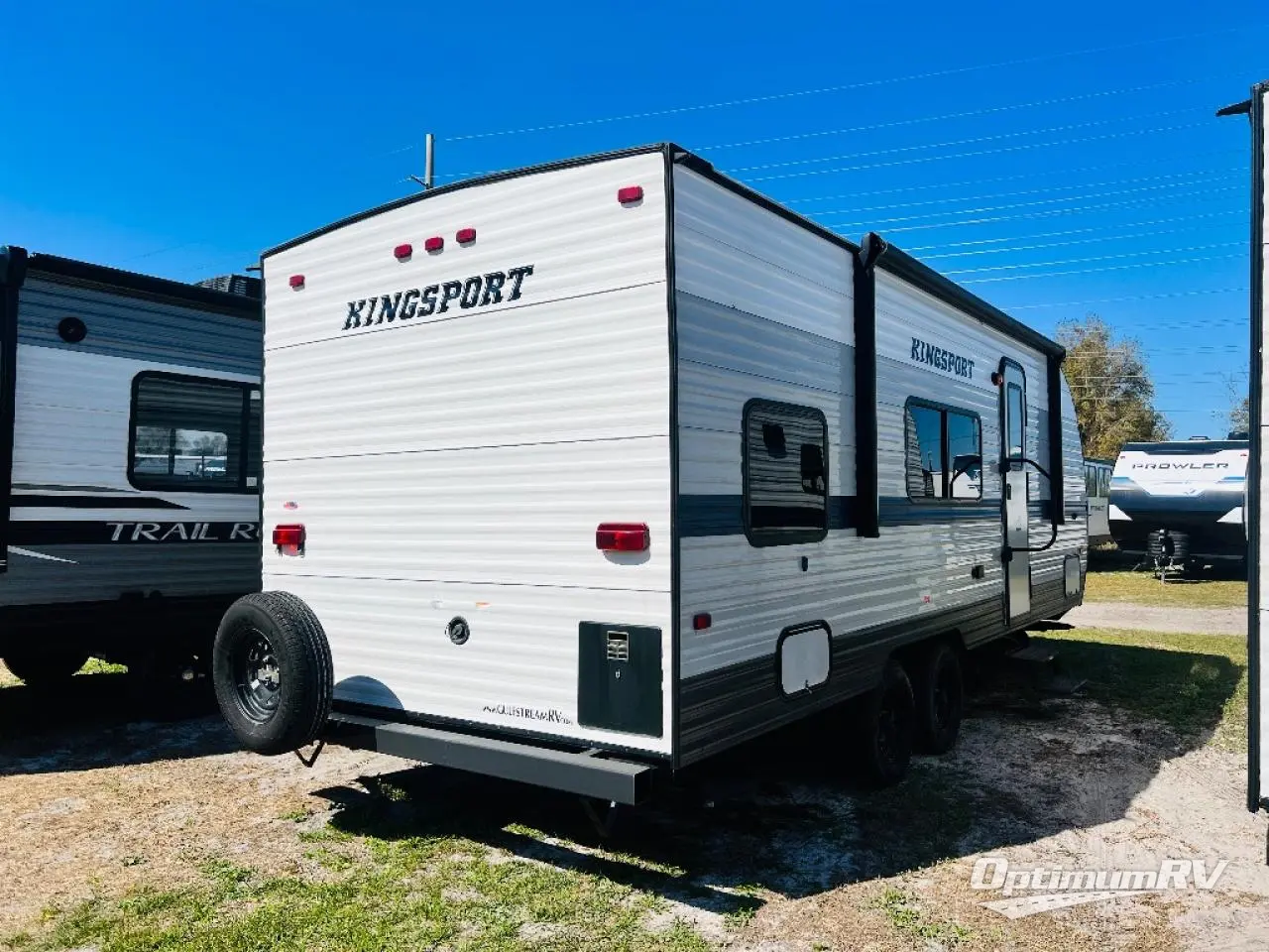 2022 Gulf Stream Kingsport Ultra Lite 248BH Photo 2