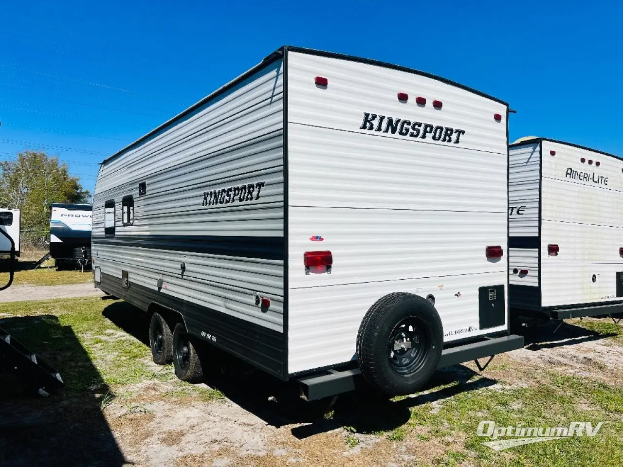 2022 Gulf Stream Kingsport Ultra Lite 248BH Photo 3