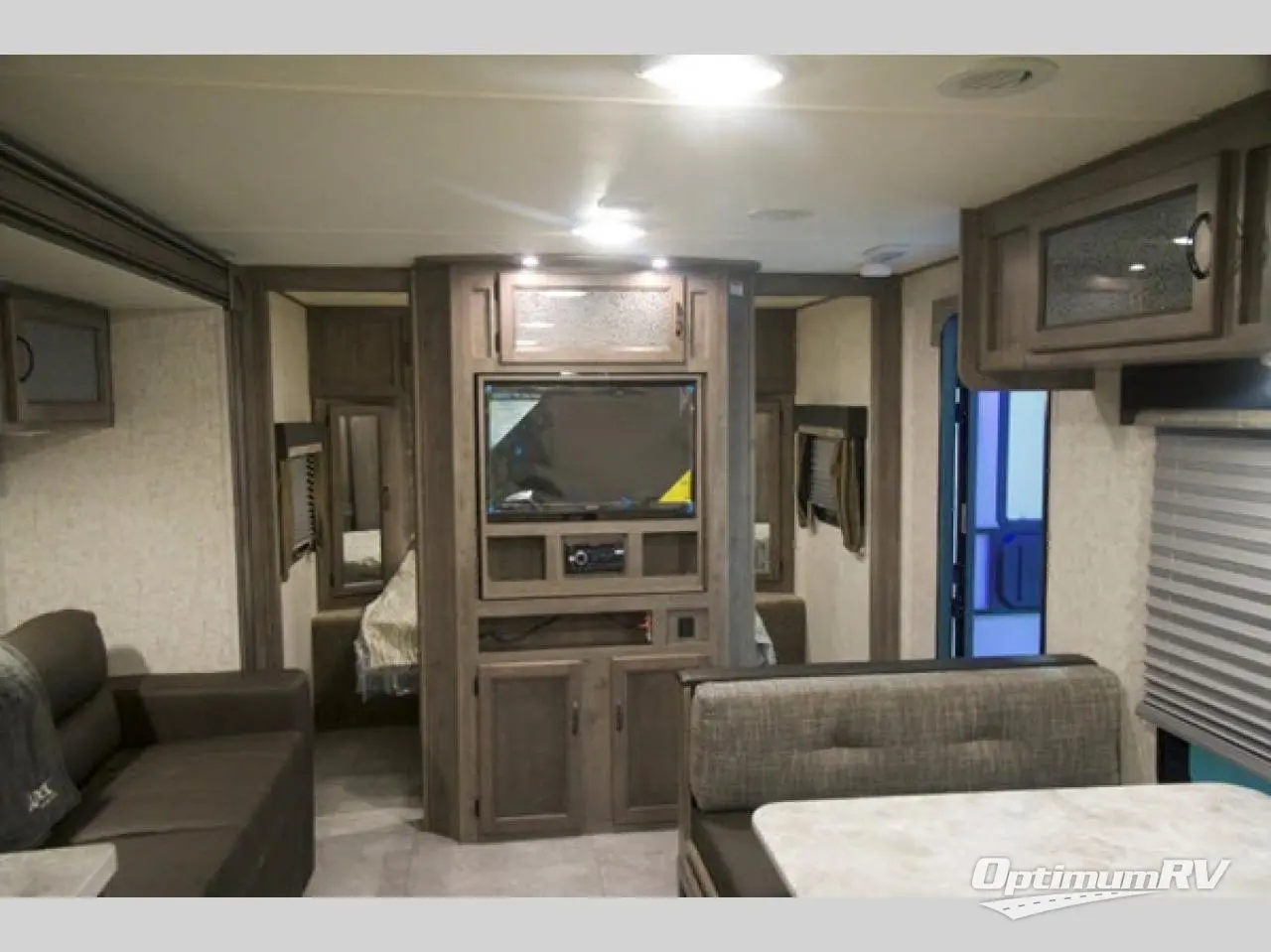 2020 Coachmen Apex Ultra-Lite 300BHS Photo 12