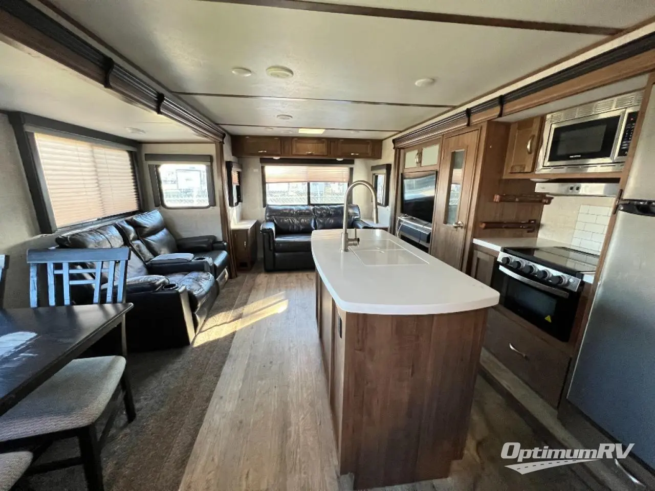 2020 Gulf Stream Envision 290RL Photo 4