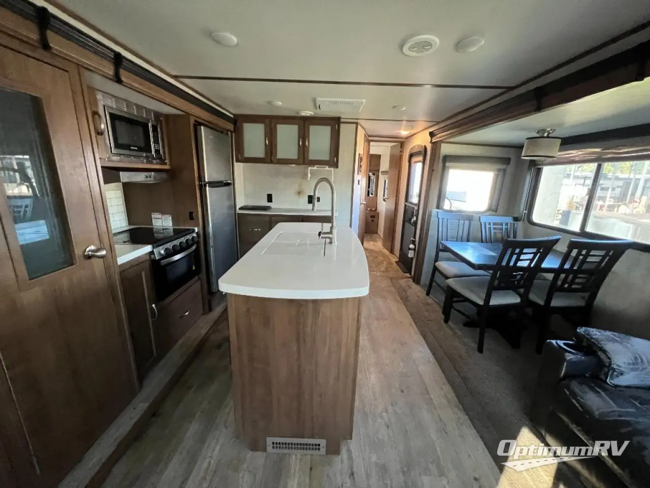 2020 Gulf Stream Envision 290RL Photo 5