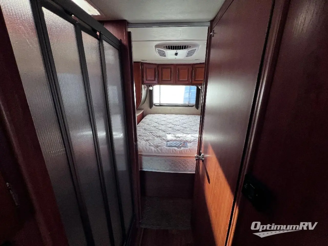 2012 Coachmen Concord 301SS Ford Photo 9