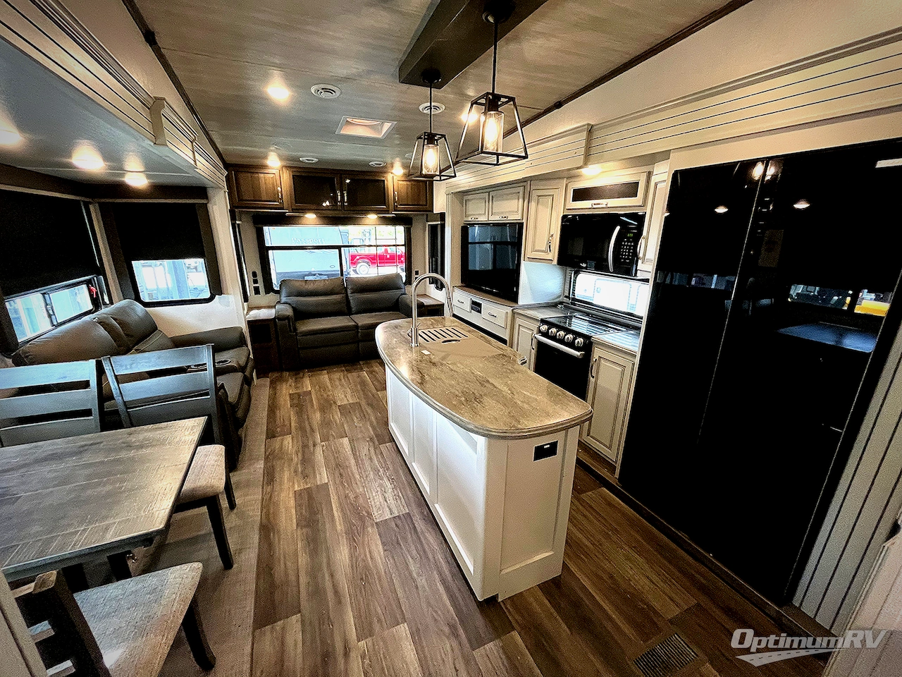 2022 Keystone Cougar 290RLS Photo 4