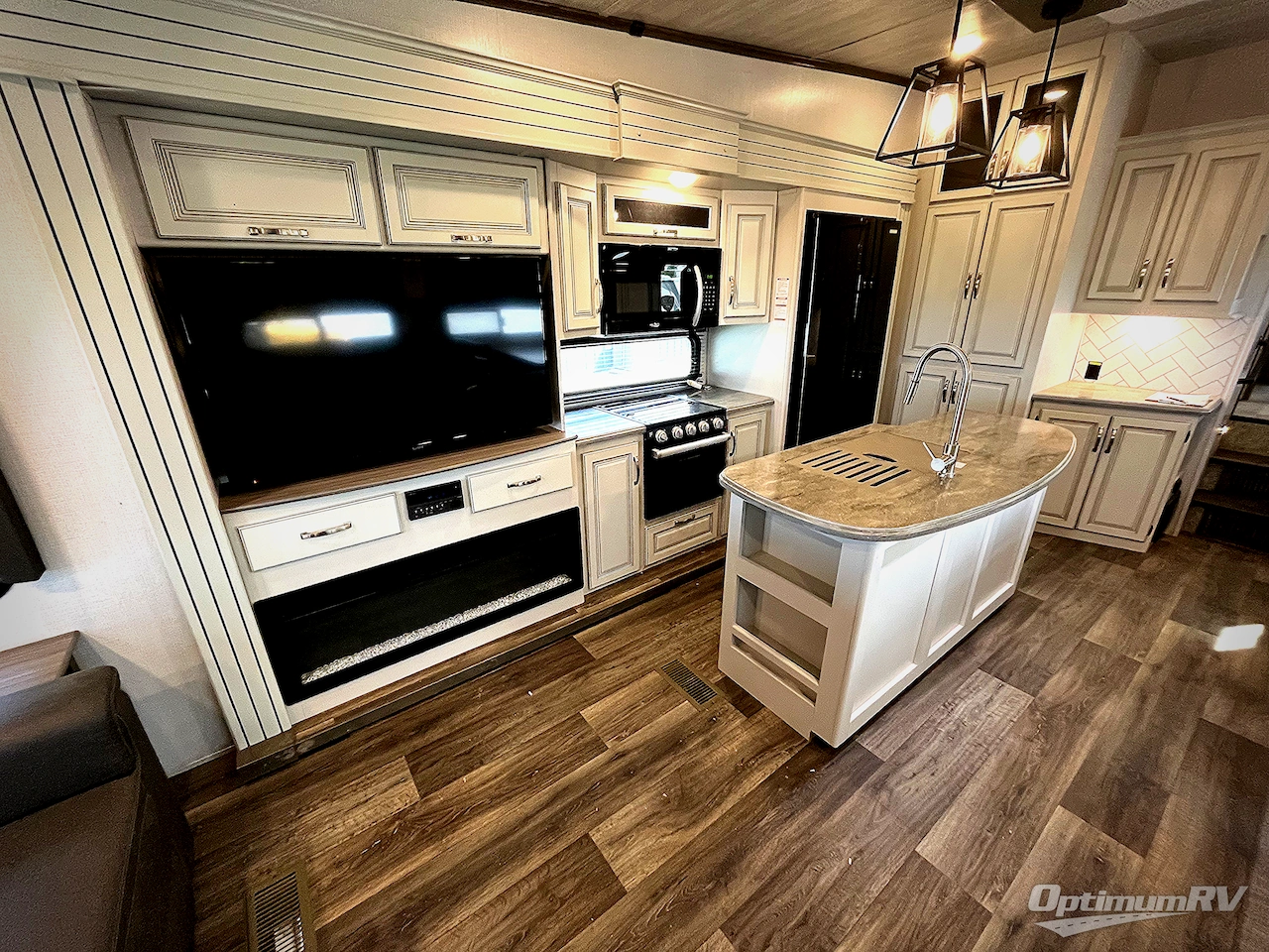 2022 Keystone Cougar 290RLS Photo 7