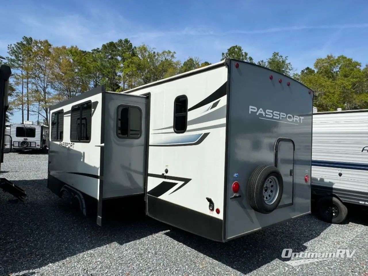 2022 Keystone Passport SL 268BH Photo 3