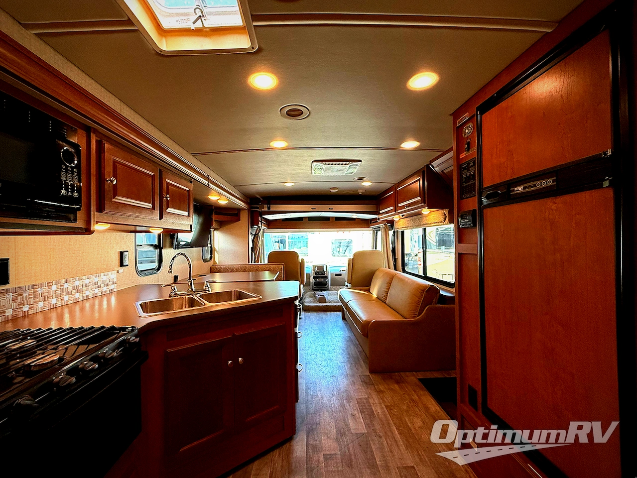 2017 Winnebago Vista 31BE Photo 4