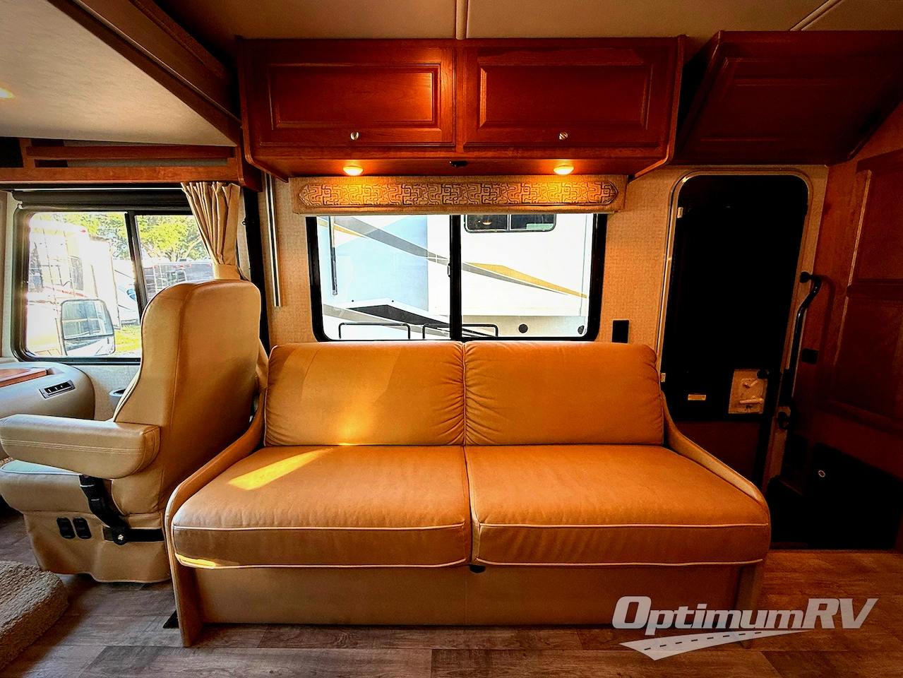 2017 Winnebago Vista 31BE Photo 5