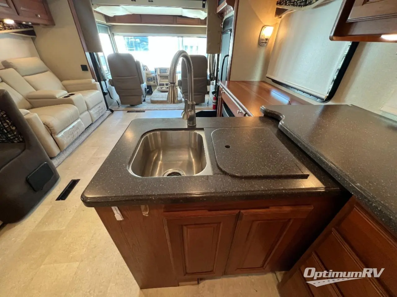 2016 Winnebago Sightseer 36Z Photo 15