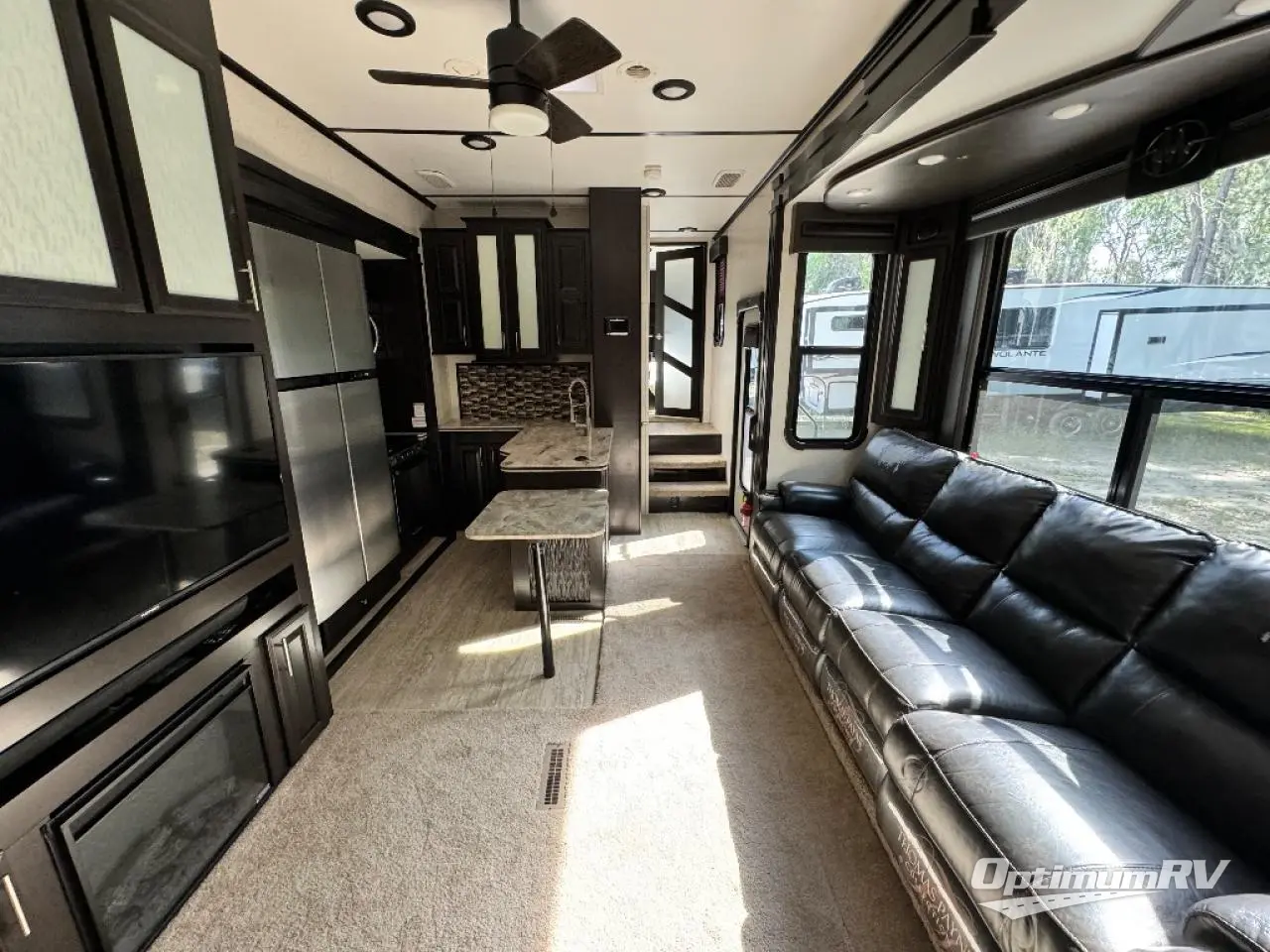 2018 Jayco Seismic 4113 Photo 5