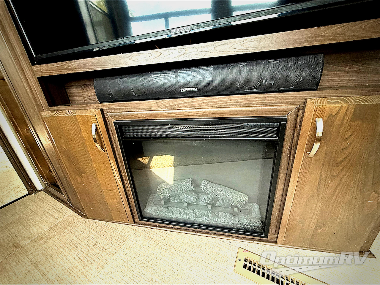 2018 Jayco Seismic 4114 Photo 6
