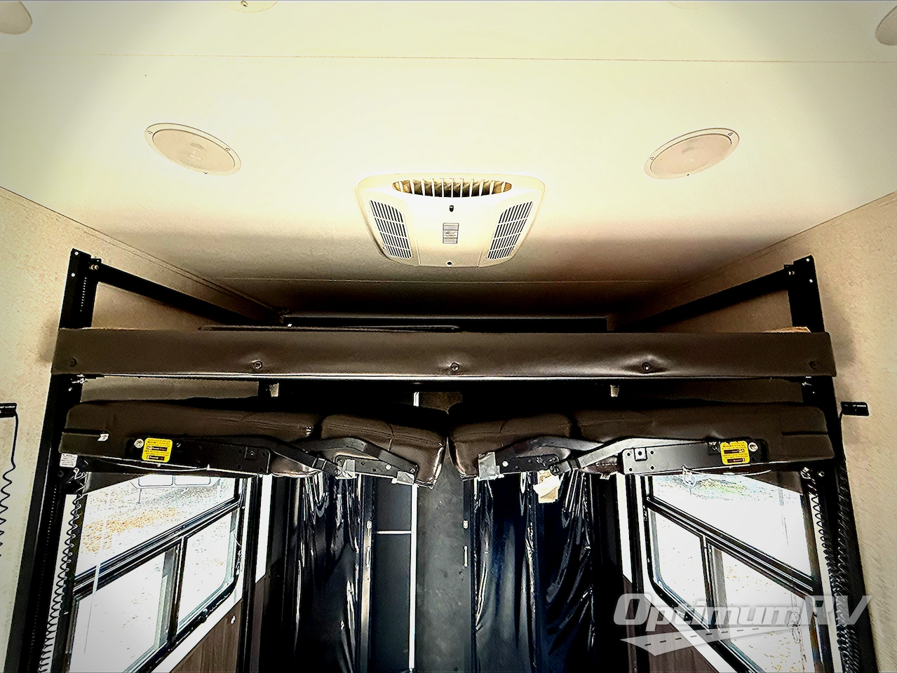2018 Jayco Seismic 4114 Photo 22
