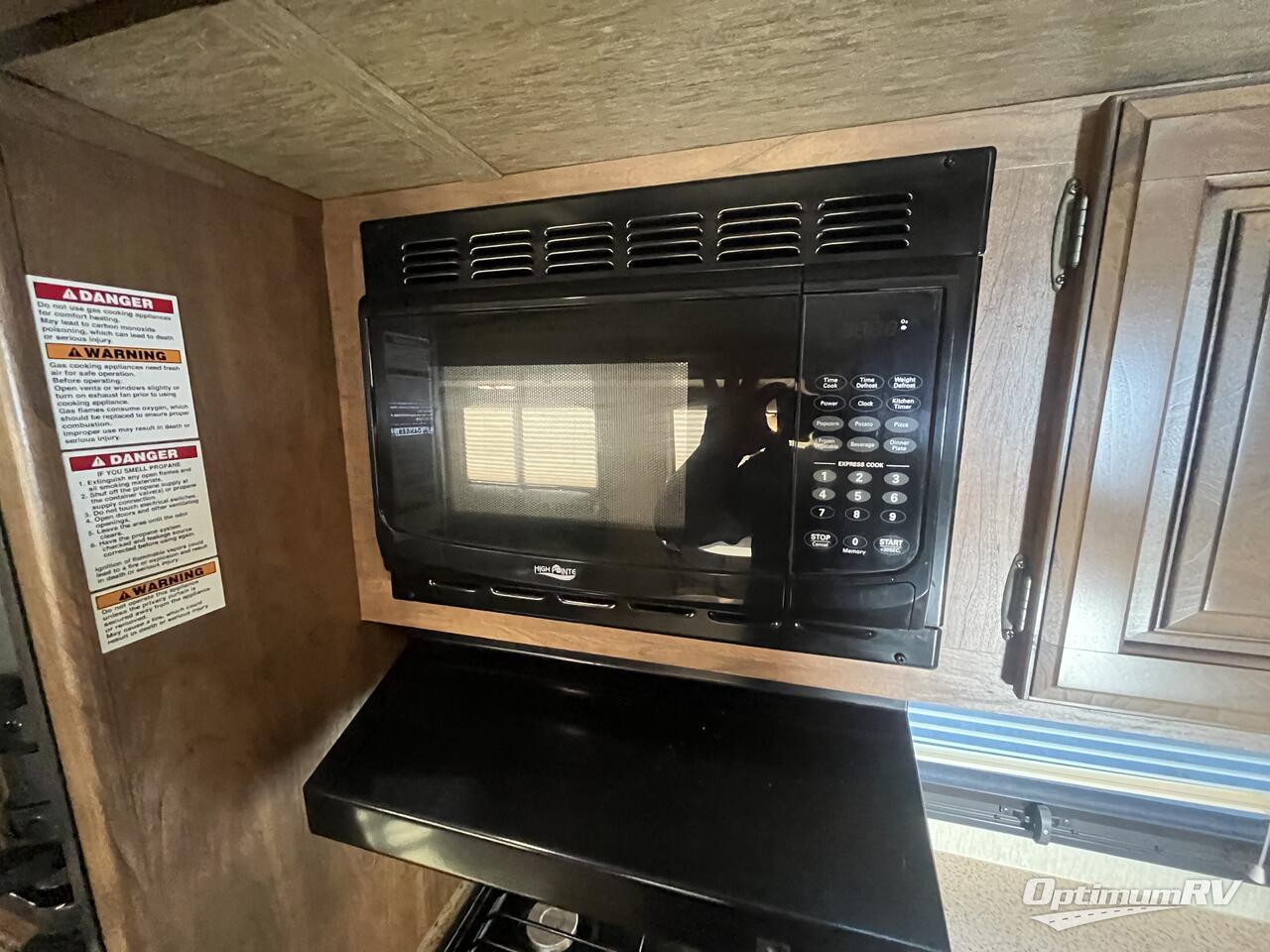 2016 Keystone Laredo Super Lite 297SRE Photo 13