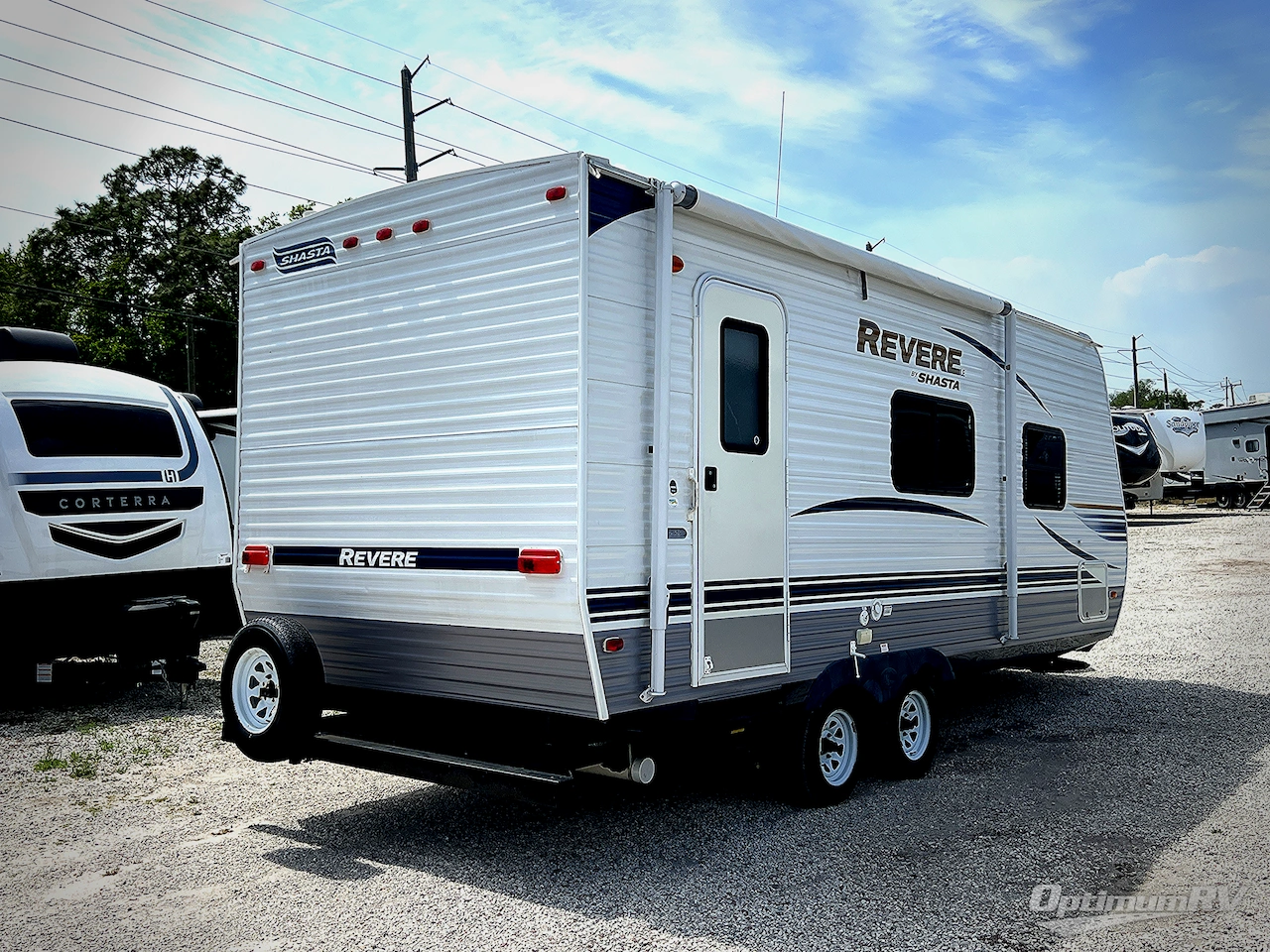 2012 Shasta Revere 21RB LE Photo 2