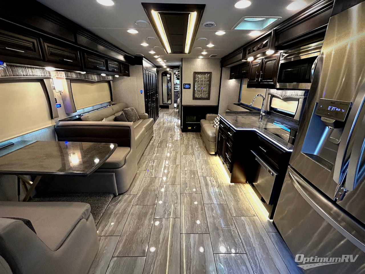2022 Forest River Berkshire XLT 45CA Photo 4