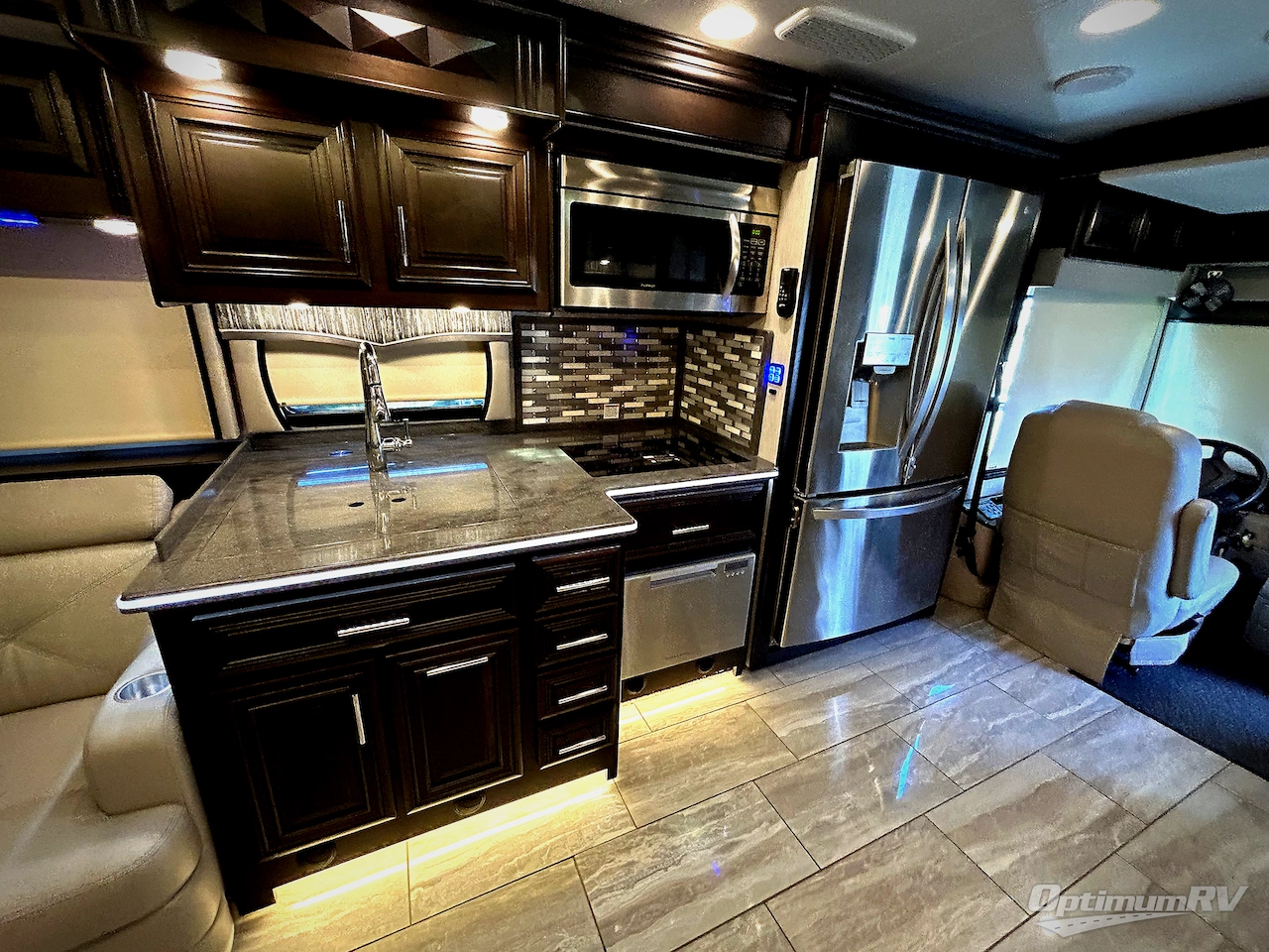 2022 Forest River Berkshire XLT 45CA Photo 13
