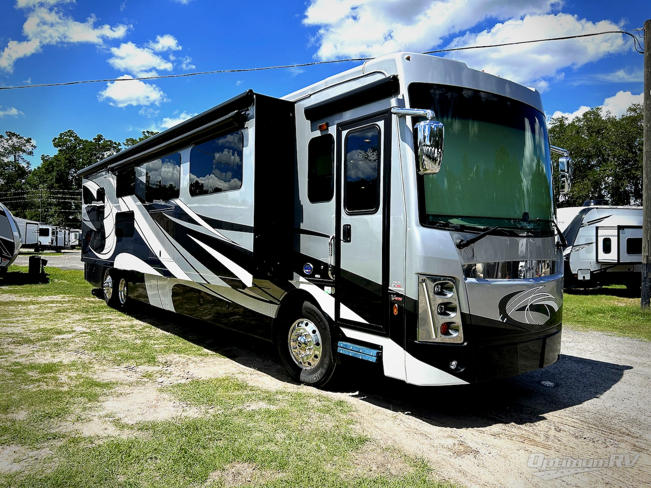 2022 Forest River Berkshire XLT 45CA Photo 1
