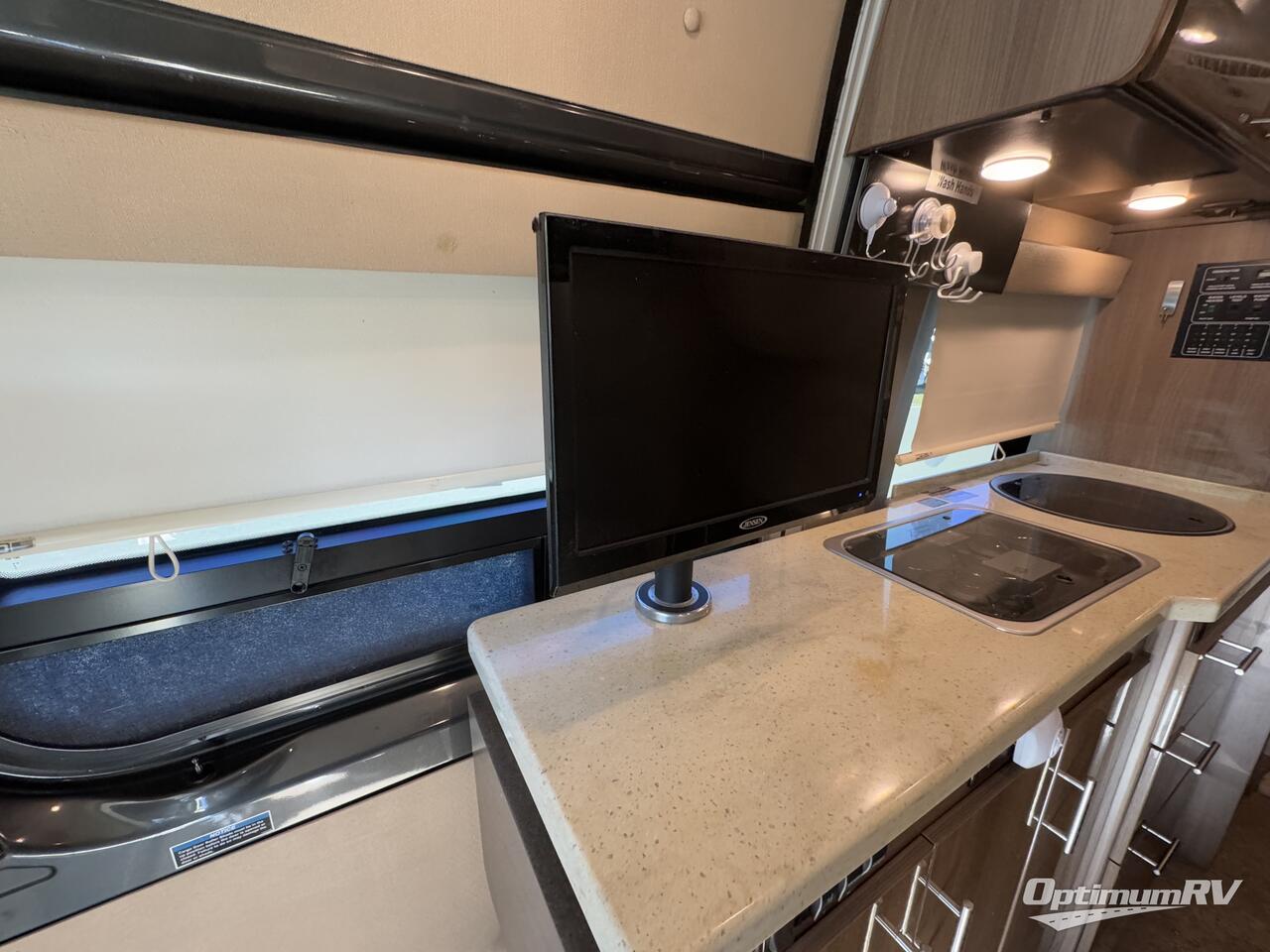 2016 Winnebago Era 70A Photo 10